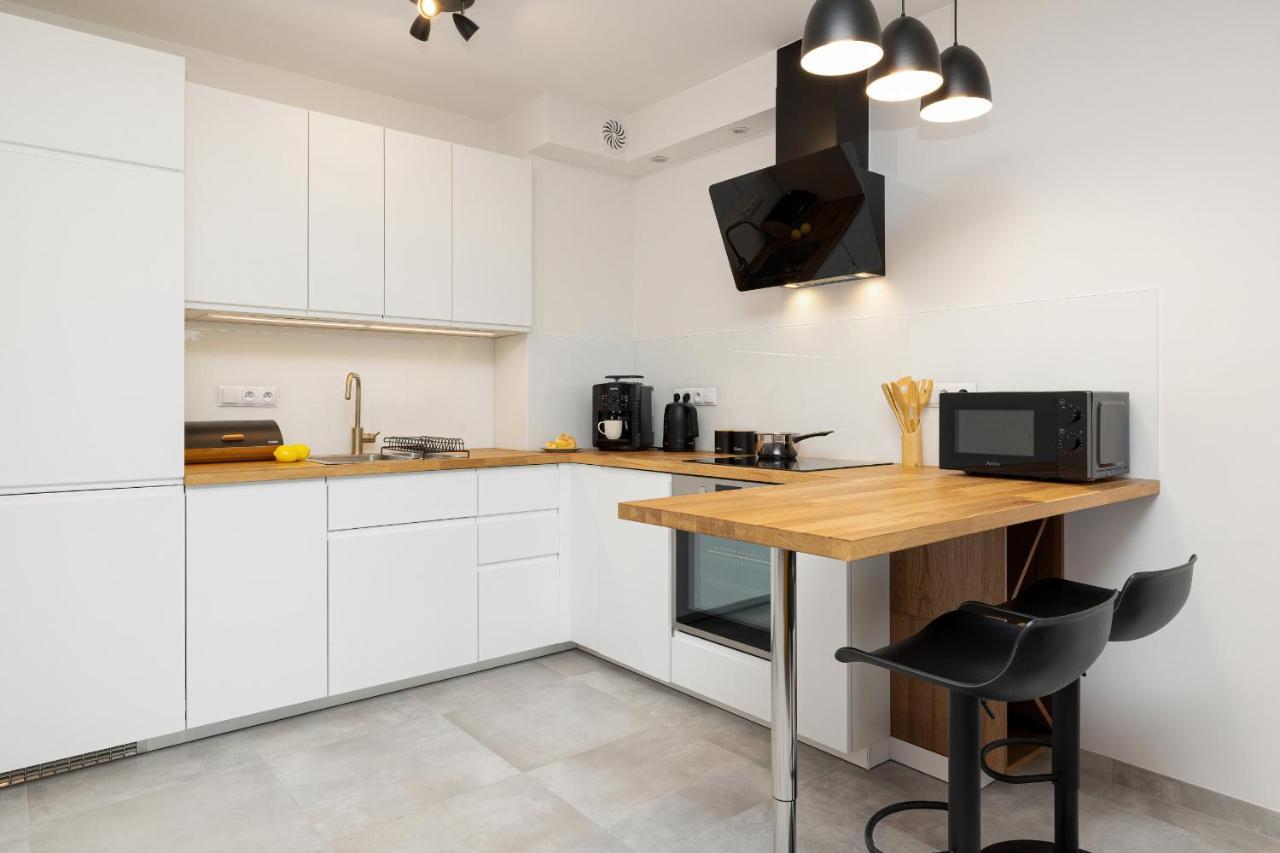 Apartamenty "Baltyk" Armii Krajowej By Noclegi Renters ชวีโนวิชแจ ภายนอก รูปภาพ