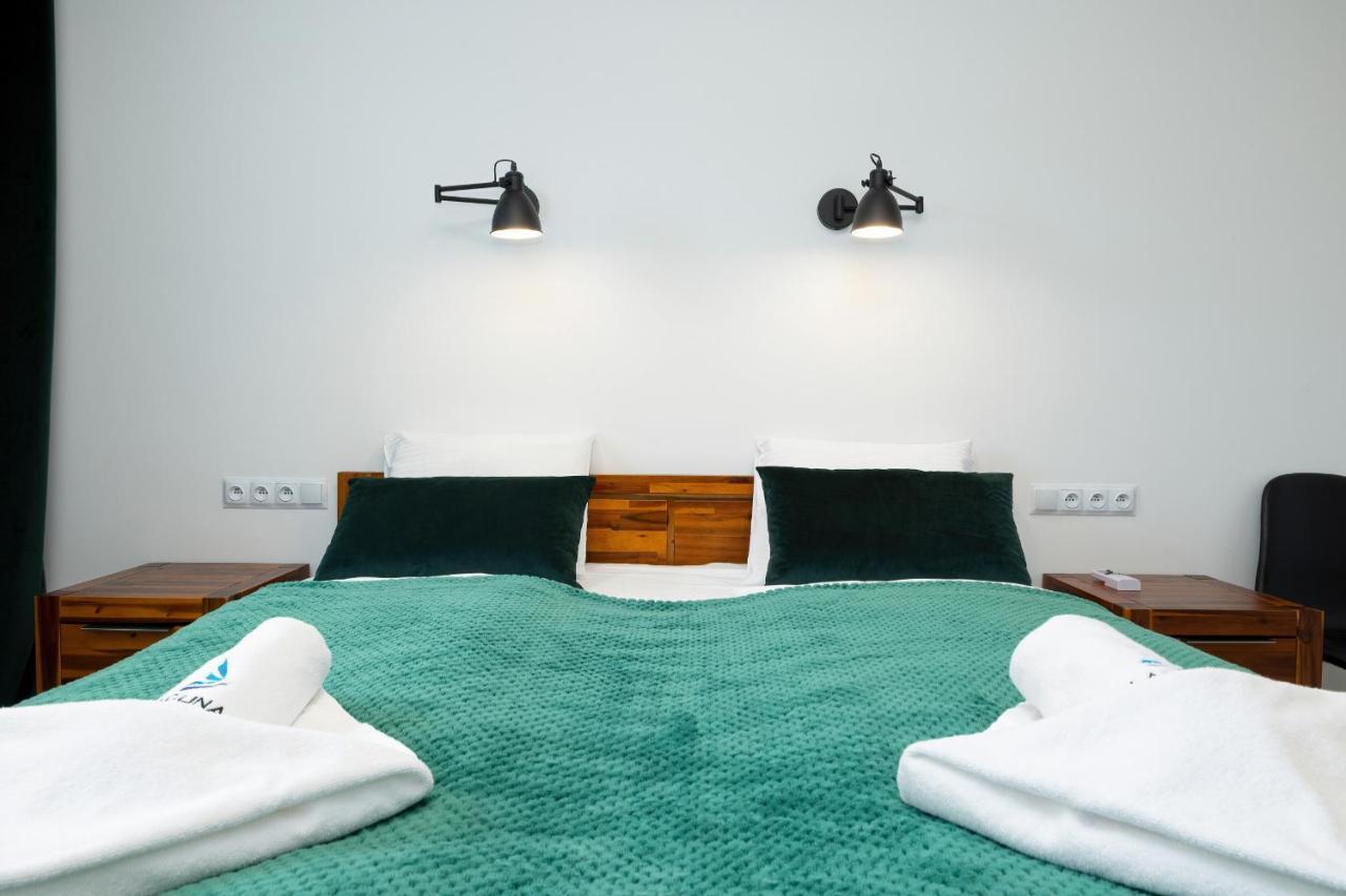 Apartamenty "Baltyk" Armii Krajowej By Noclegi Renters ชวีโนวิชแจ ภายนอก รูปภาพ