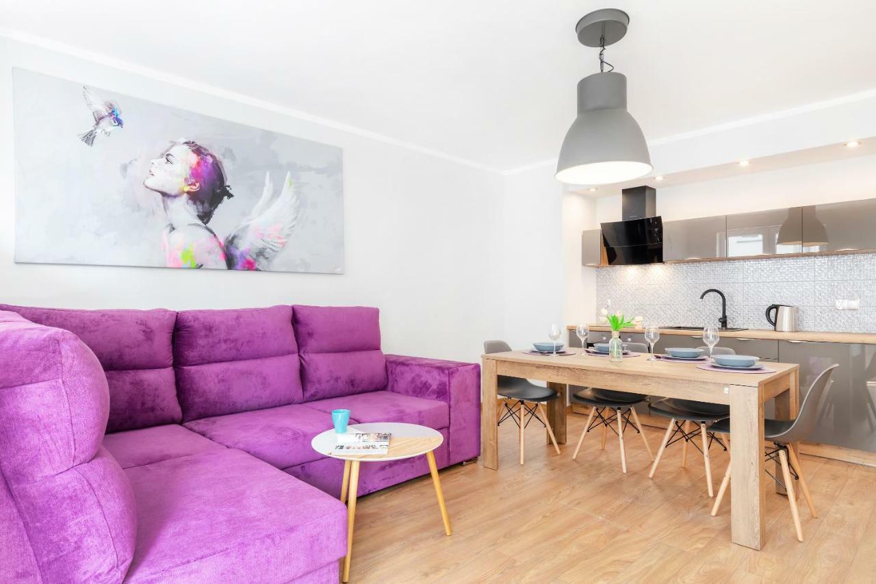 Apartamenty "Baltyk" Armii Krajowej By Noclegi Renters ชวีโนวิชแจ ภายนอก รูปภาพ