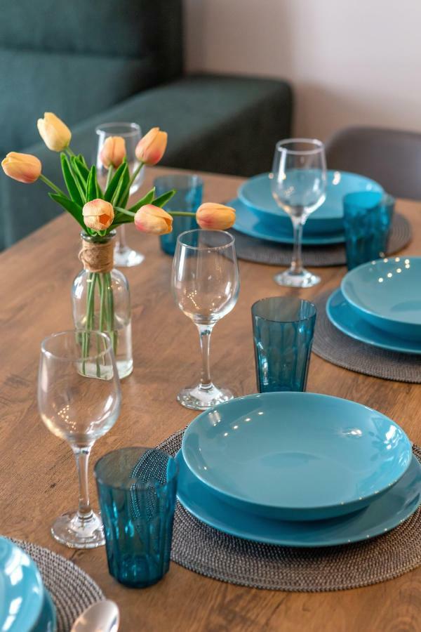 Apartamenty "Baltyk" Armii Krajowej By Noclegi Renters ชวีโนวิชแจ ภายนอก รูปภาพ