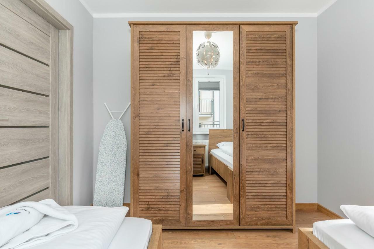 Apartamenty "Baltyk" Armii Krajowej By Noclegi Renters ชวีโนวิชแจ ภายนอก รูปภาพ