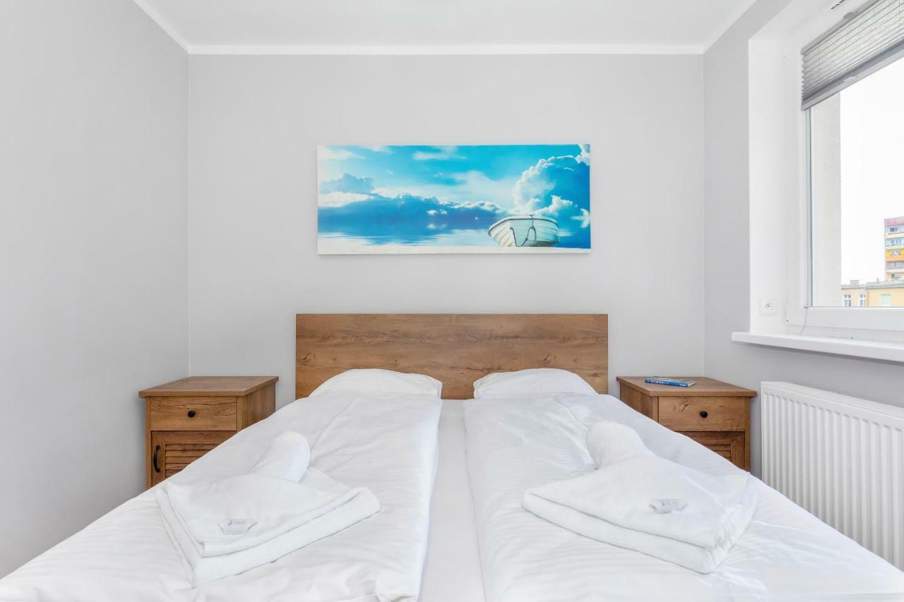 Apartamenty "Baltyk" Armii Krajowej By Noclegi Renters ชวีโนวิชแจ ภายนอก รูปภาพ