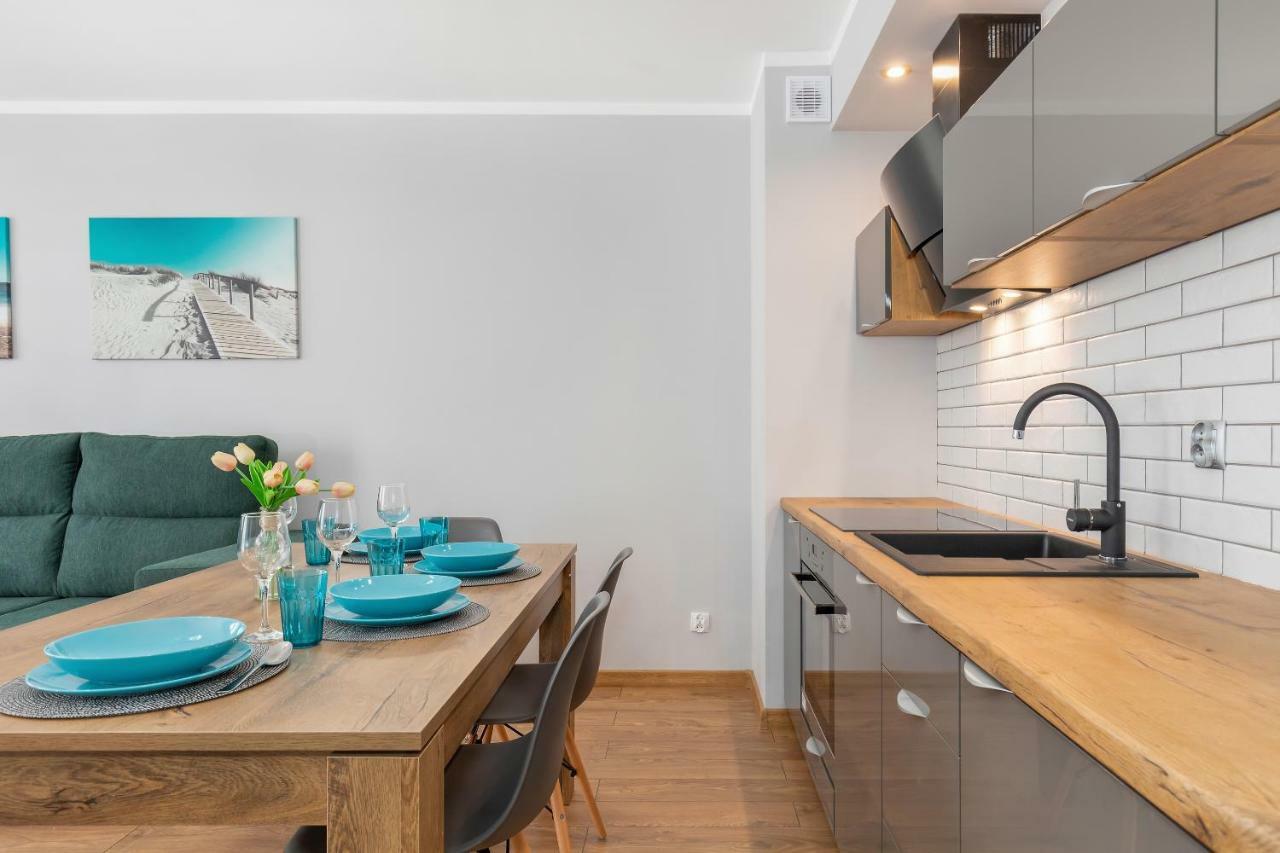 Apartamenty "Baltyk" Armii Krajowej By Noclegi Renters ชวีโนวิชแจ ภายนอก รูปภาพ