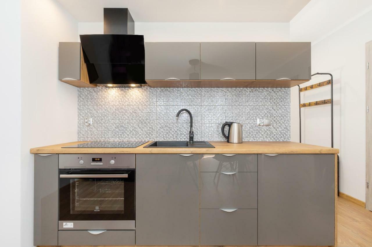 Apartamenty "Baltyk" Armii Krajowej By Noclegi Renters ชวีโนวิชแจ ภายนอก รูปภาพ