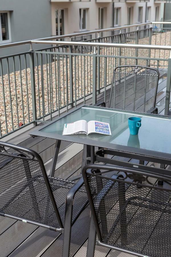 Apartamenty "Baltyk" Armii Krajowej By Noclegi Renters ชวีโนวิชแจ ภายนอก รูปภาพ
